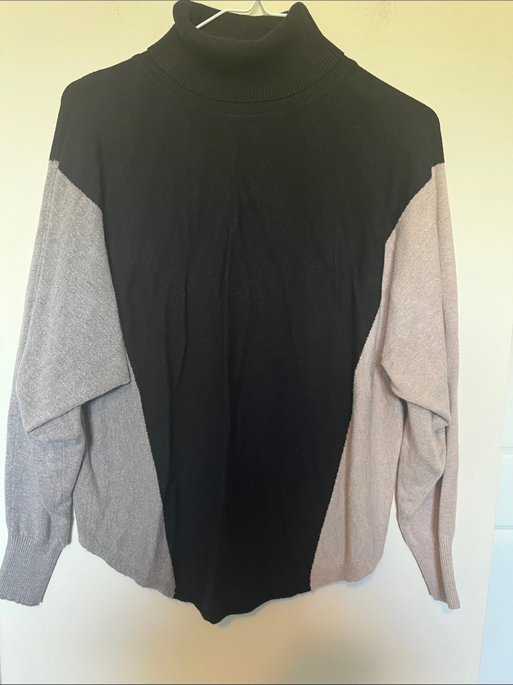 Women's Black and Light Gray Colorblock Turtleneck Sweater
